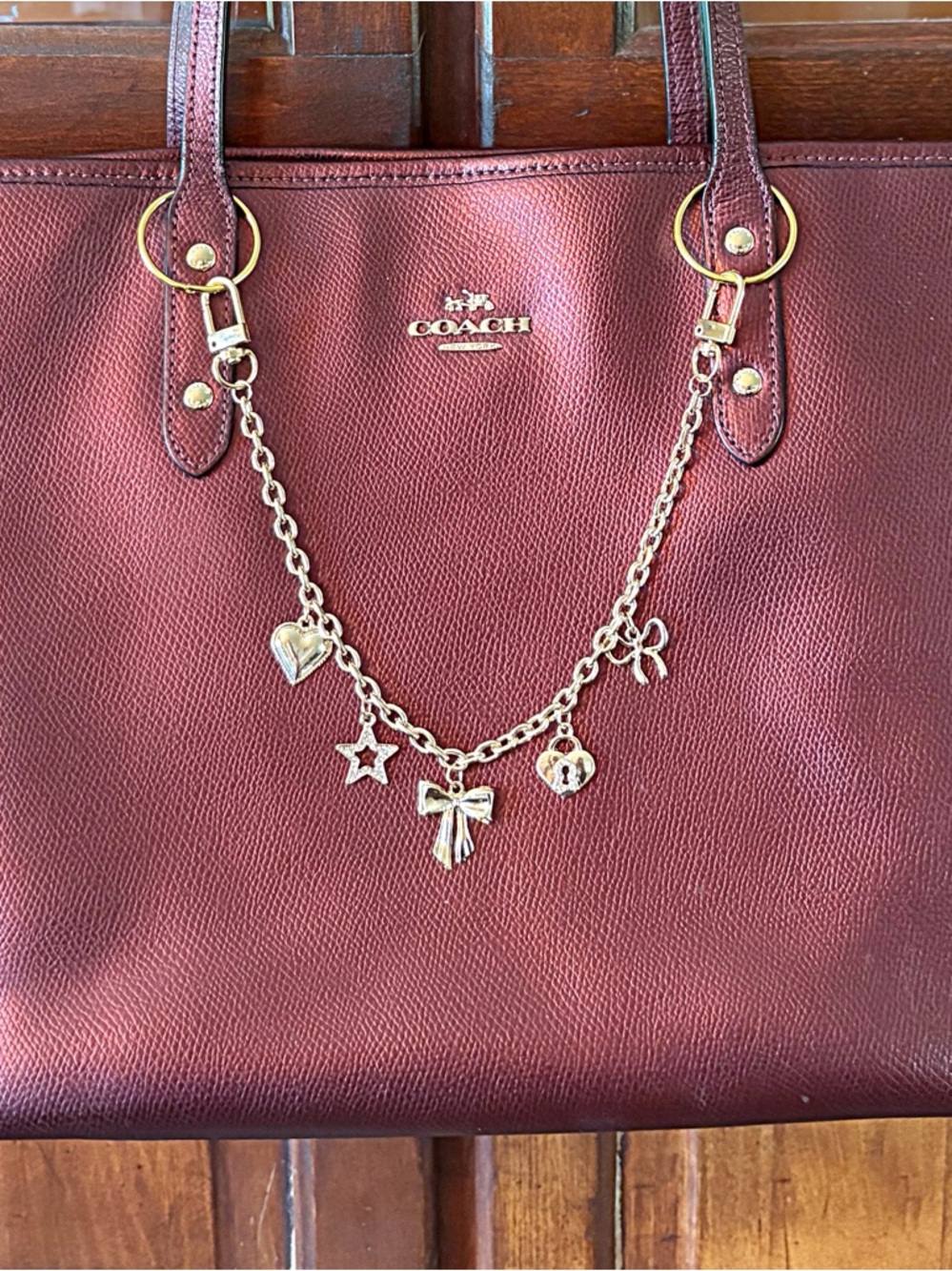 ♥️💖 NEW Gold Bag Chain Heart & Ribbon Bow Chain MOTHER’S DAY GIFT  Grad Gift